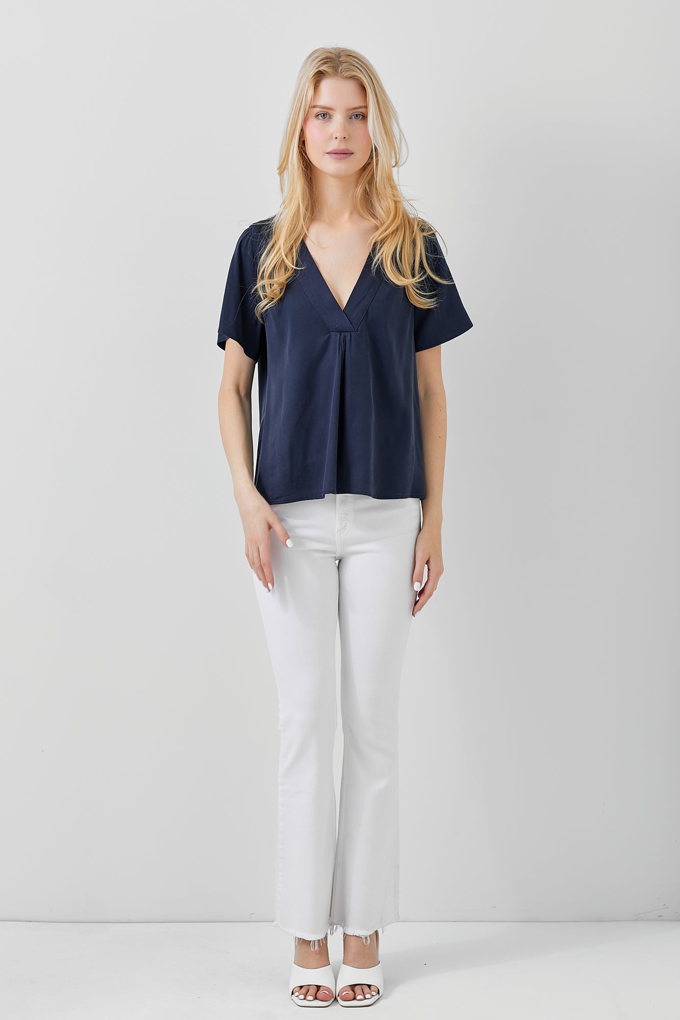 Maven West S/S Bonny V Neck Top-Black