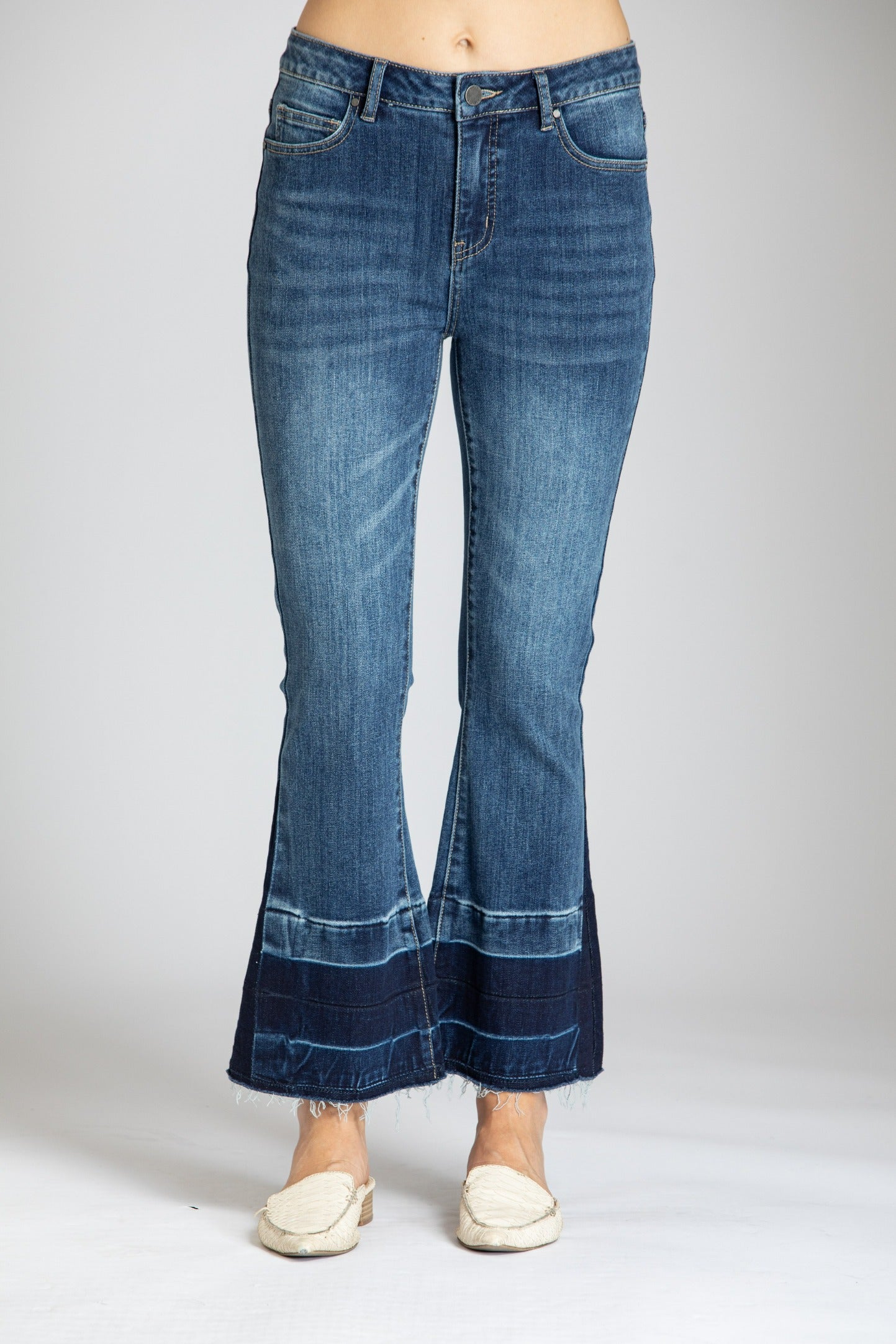 APNY Released Crop Flare Jean Medium Indigo