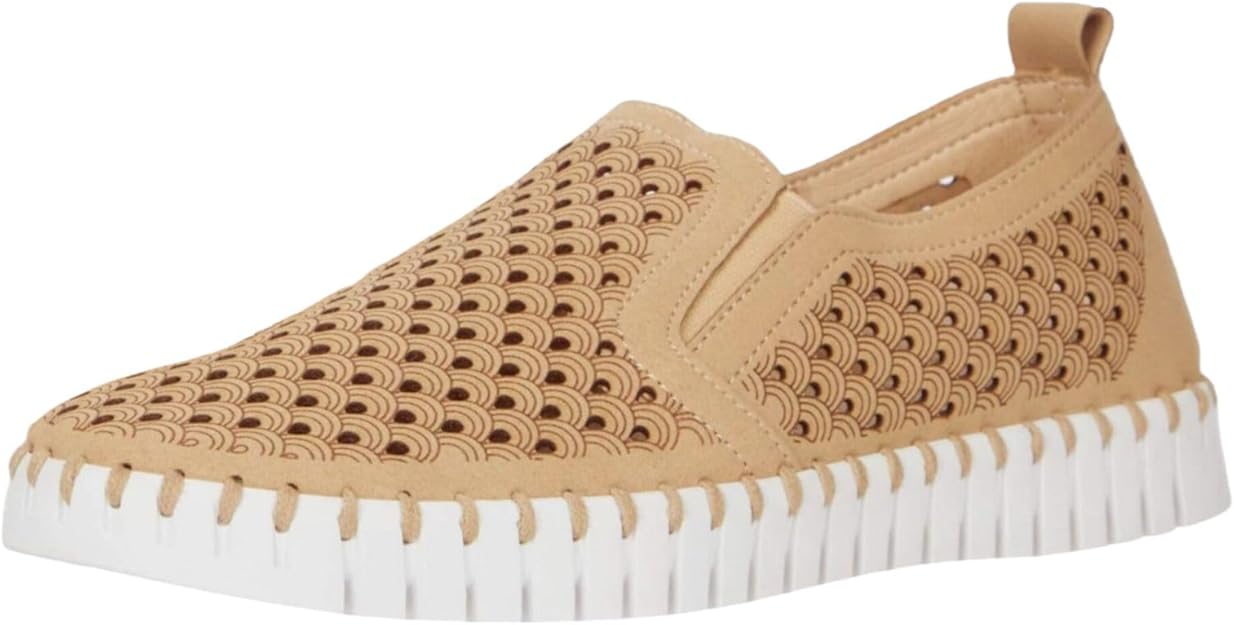 Ilse Jacobsen Flat Tulip Shoe 140 Latte