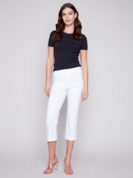 Stretch Pull-On Capri Pants