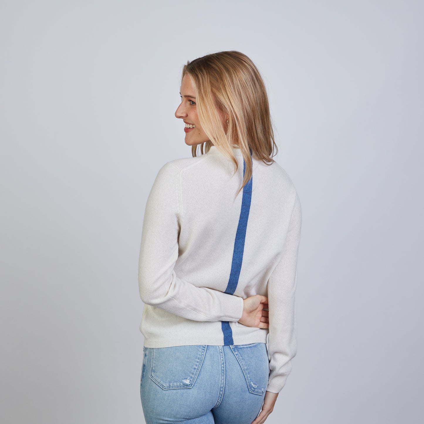 Erin Gray Highland Stripe 100% Mongolian Cashmere Sweater Ivory/Blue