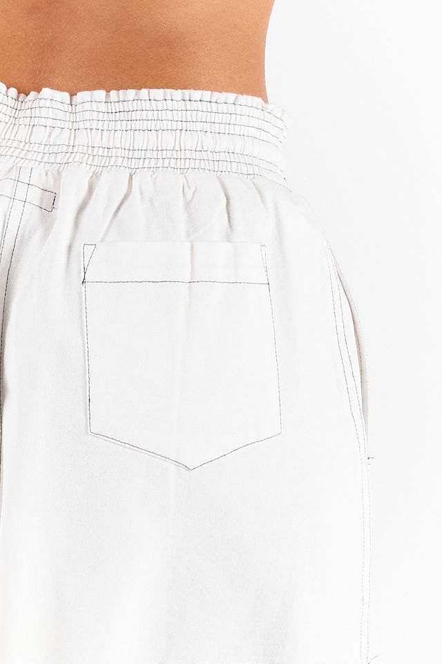 Rubyyaya Pula Short - White/Navy Stitch