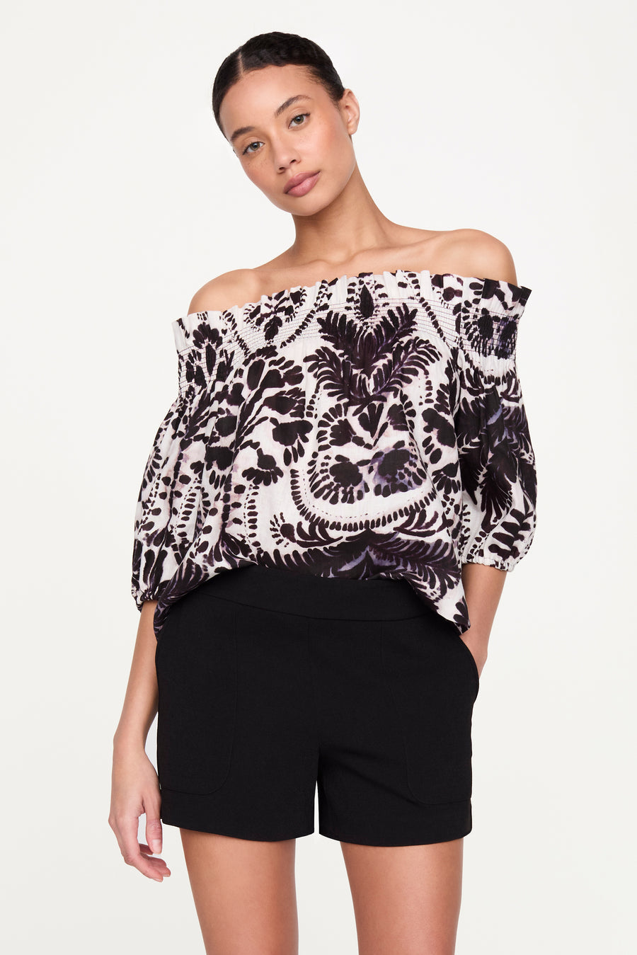 Marie Oliver Mia Short