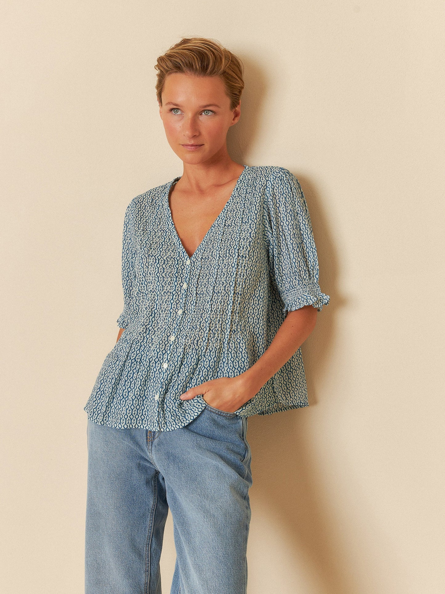 Indi & Cold Elastic Short Sleeve Shirt Blue