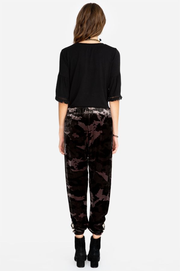 Johnny Was Santal Velvet Jogger Moonlight Camo