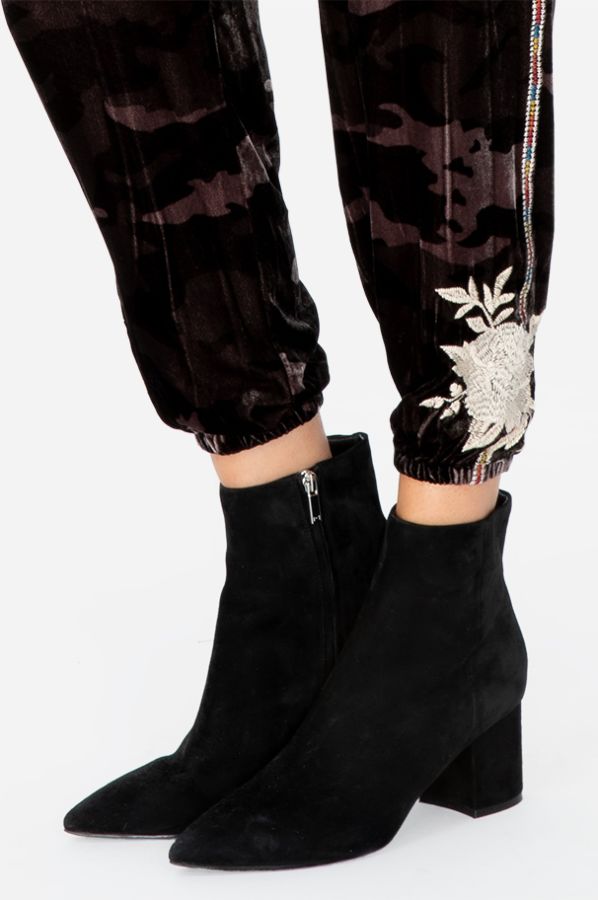 Johnny Was Santal Velvet Jogger Moonlight Camo