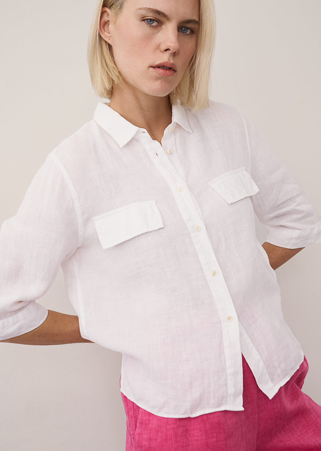 0039 Italy Bea Uni Linen Blouse White