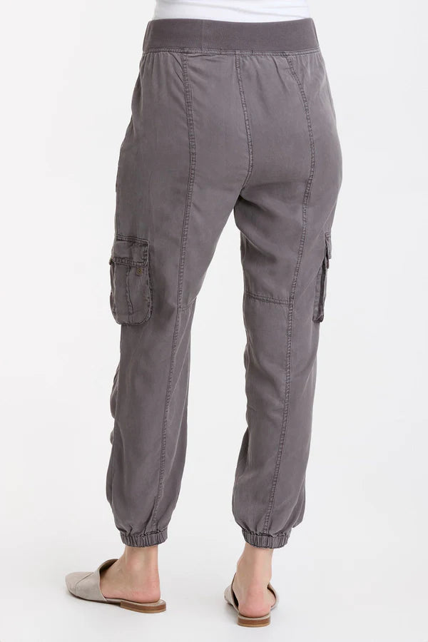 XCVI Squire Pant Graphite