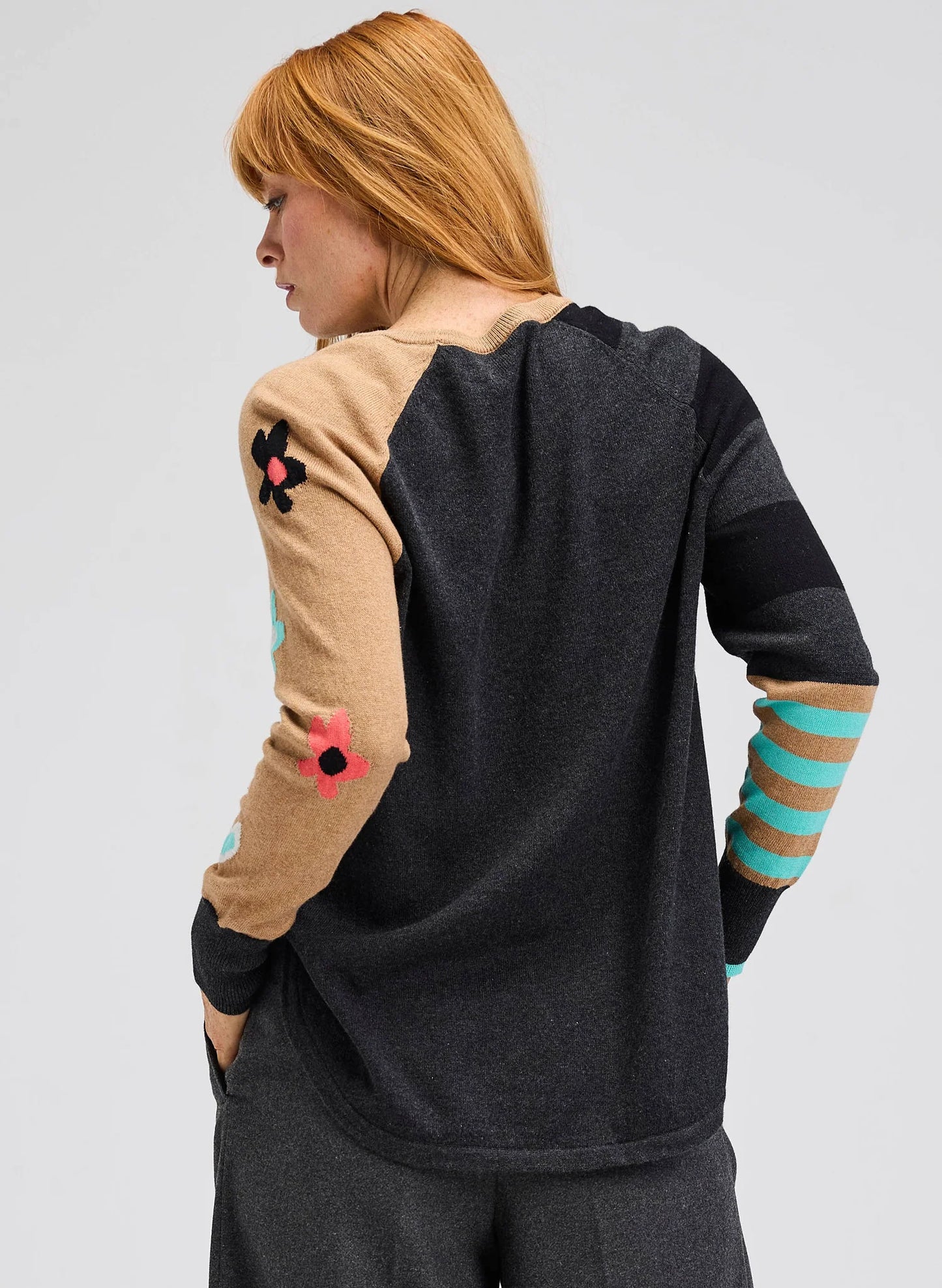 Zaket & Plover My Happy Sweater - Charcoal