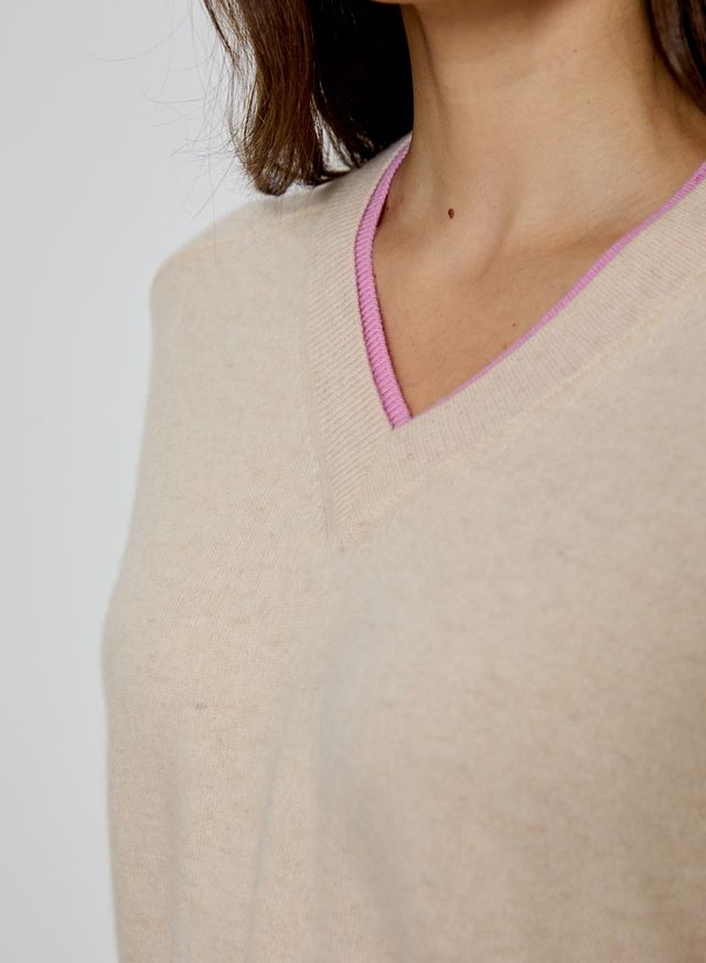 Design History V Neck Sweater | Eco Dust/Dore