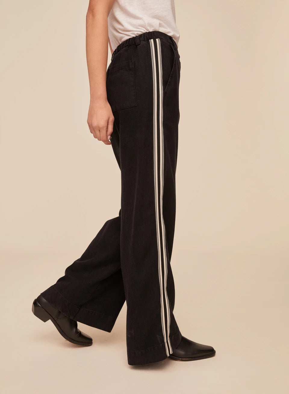 Bella Dahl Trouser Jean Side Stripe | Vintage Black Wash