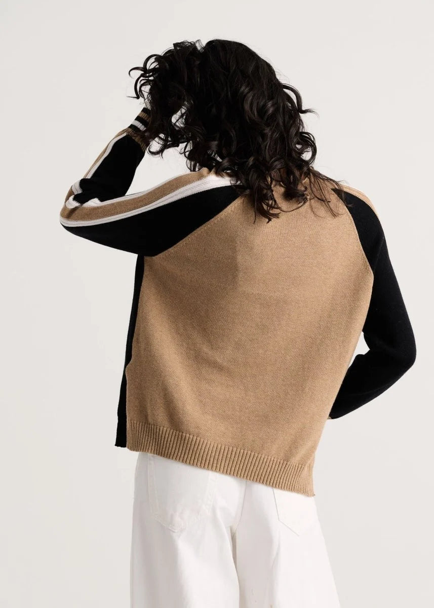 Zaket & Plover Two-Way Funnel Neck Sweater